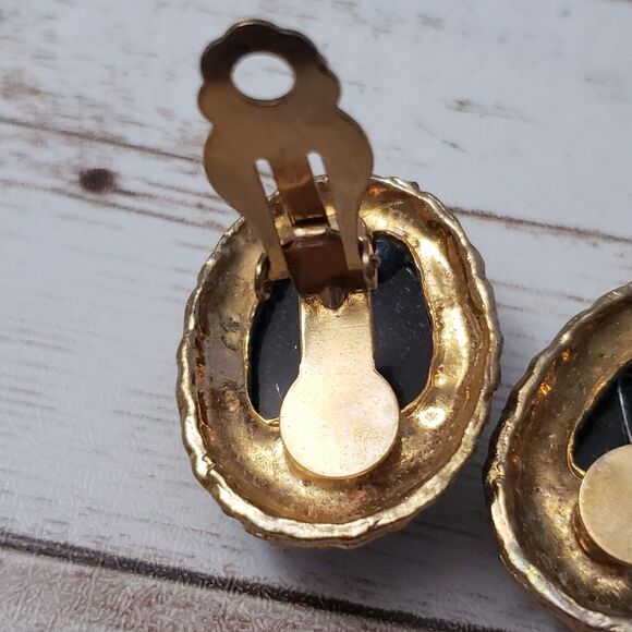 Vintage Clip On Earrings - Multi Colored Oval - Some Scuffs - Picture 7 of 8